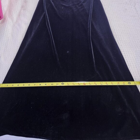 by Caliendo Black Velvet - Picture 6 of 12